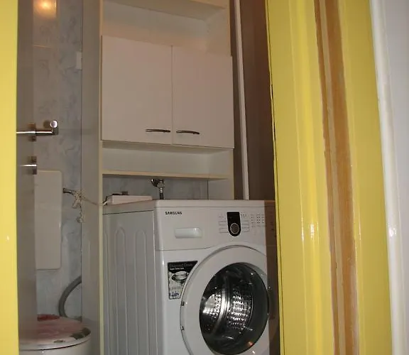 Anavi 93 Apartman Split